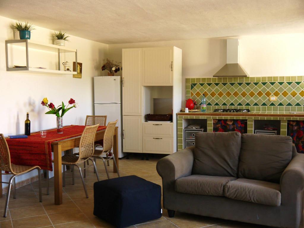 Eco Affittacamere Casa Maica Eco Guesthouse Stintino Εξωτερικό φωτογραφία